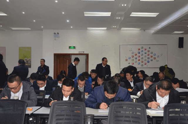 pp����ģ����������Ʒ������ѵ��